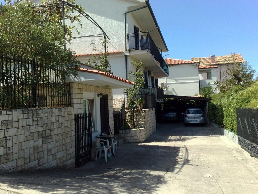Apartments Kolorcek Izola Exterior foto